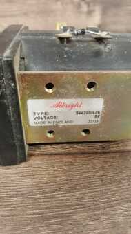 Kontrola motoru  Albright Gebruikte Albright contactor 80V (4)