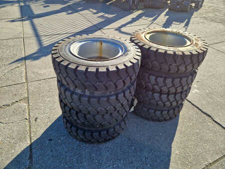 Tyres  Mitas 7 (3)