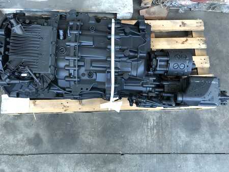 Transmission
  ZF CAMBIO ZF ASTRONIC 16A2602 C/INTARDER Cod. ZF 4232.040.008 16 marce (1)