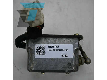 66709_381288620-4.jpg?v=1764250871