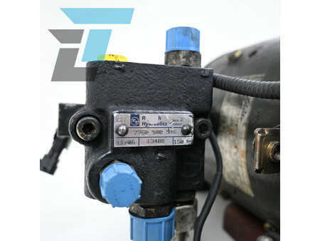 66709_856975915-5.jpg?v=1761538959