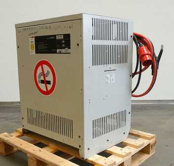 INDUSTRIE AUTOMATION Charger one L 24 V/105 A