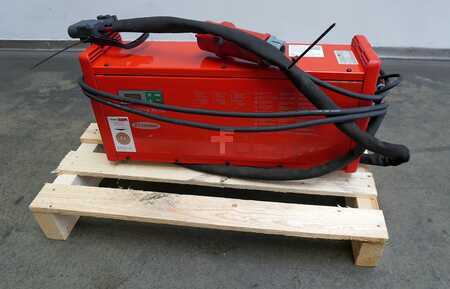 HF 2016  Fronius Selectiva Plus 4100 48V/100A EUW (3)