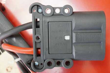 Nabíjet ostatní 2025  BATTERY SUPPLIES NV AQ48T80 48 V/ 80 A (4)