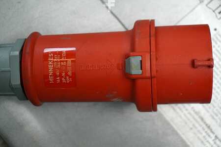 Nabíjet ostatní 2016  TriCOM TriCom Select 48V/100A (5)