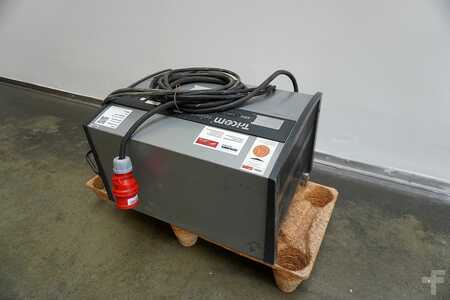 Nabíjet ostatní 2016  TriCOM TriCom Select 48V / 100A (2)