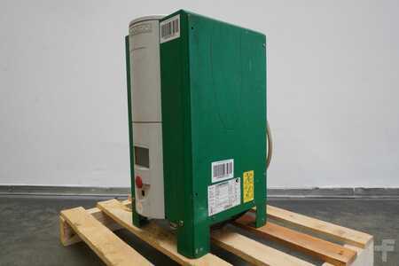 HF 2007  Hoppecke trak air E 230 G24/50 B-F14 H0-HF (1)