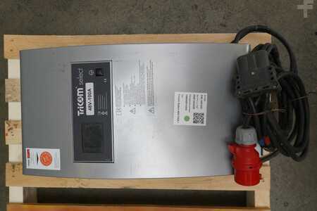 Lataa muut 2020  Triathlon Select 48V/100A (3)