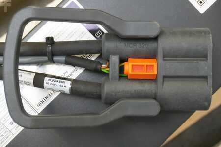 HF 2023  Linde LI-ION Charger 48V/185A (4)