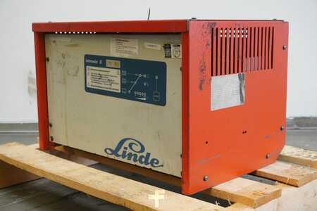 Lataa muut - industrie automation Intronic E 24V/85A + EU (1)