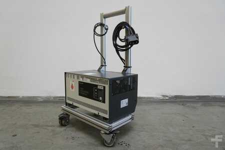 Ladegerät sonstige 2022  industrie automation Flexy Plus E 24V / 80A (1)