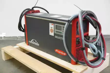 HF 2016  Fronius Selectiva 2120 24V/120A (1)