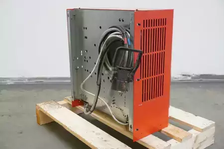 HF 2019  industrie automation powertron E-EU E 48V/60A (2)