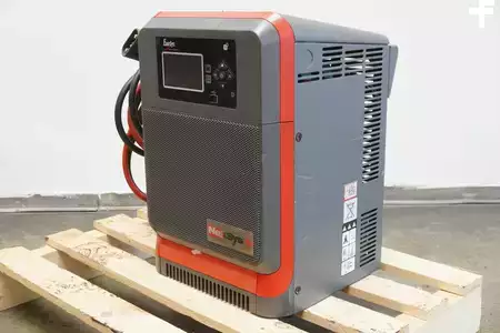HF 2018  Hawker TC3 IQ 24V/140A (1)