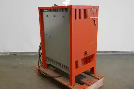 Oplader andre 2005  IEB D400 G24/70 B2-FM EU A P (2)