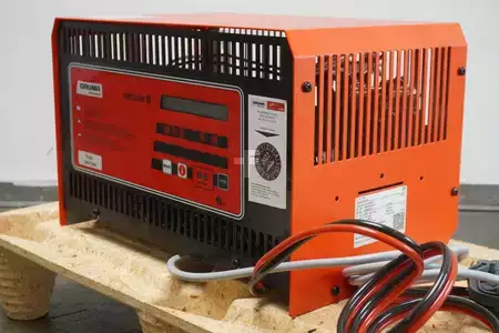 Töltsön másokat 2021  industrie automation intronic B plus E 24V/30A (1)