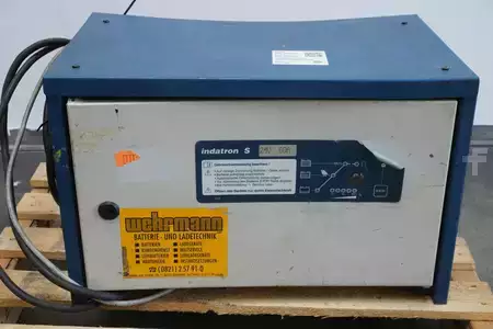 Зарядний пристрій інші 1994  industrie automation indatron S E 24/ 60 (3)