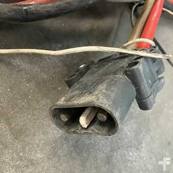 HF 2012  Hoppecke D400 G24/125B-F14H0-JF Trak Air (4)