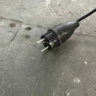 Fase única  - Jungheinrich E220G24/20 B-ET-DA (4)