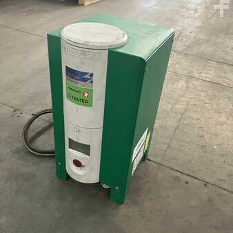 HF 2011  Hoppecke D400 G24/125B-F14HO-HF Trak Air (1)