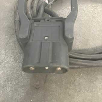 HF - TriCOM E230 G24/100B30-Fp Futur (5)