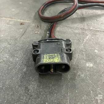 HF - Hoppecke Trak power mini 24V-30A (4)