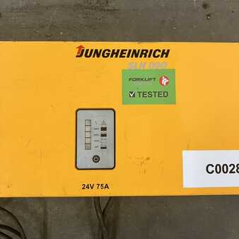 Enkelfasig 2012 Jungheinrich E230V G24/75 B-SLH090 (3)