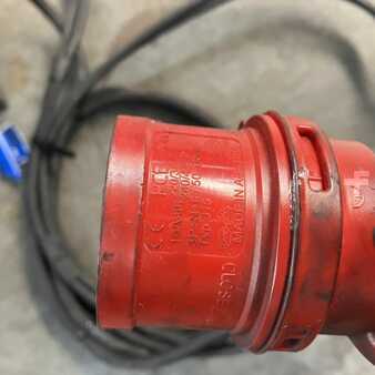 HF - TriCOM Select 80V/65A (4)