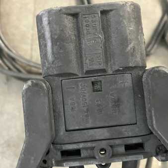 HF - TriCOM Select 80V/65A (6)