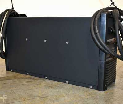 HF 2021  Fronius Linde Li-ION Charger 48V/185A (2)