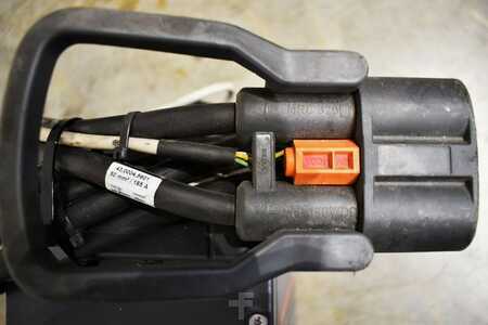 HF 2021  Fronius Linde Li-ION Charger 48V/185A (5)