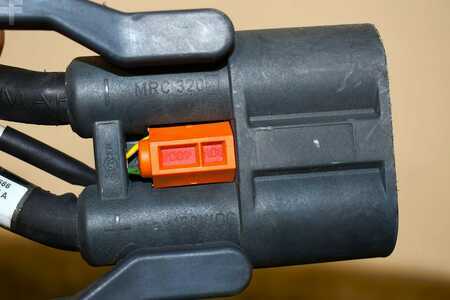 HF 2022  Linde Li-Ion Charger 80 V 375 A (5)