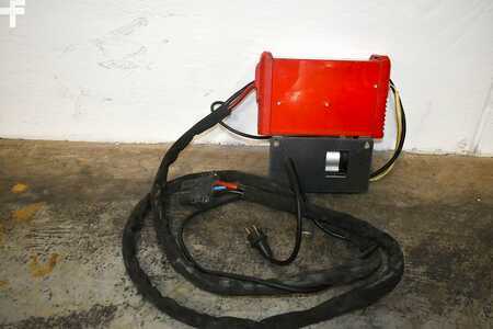 HF 2012  Fronius SELECTIVA PLUS 2100E Option 24V/100A (2)