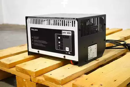 Lader andre 2025  industrie automation Flexy Plus E 24V/60A (1)