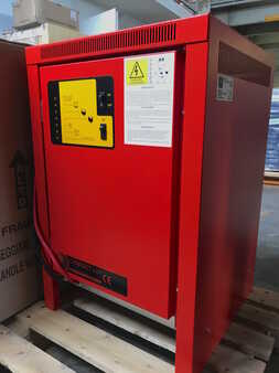 Powergen COMPACT 80v.-120A (trifase)
