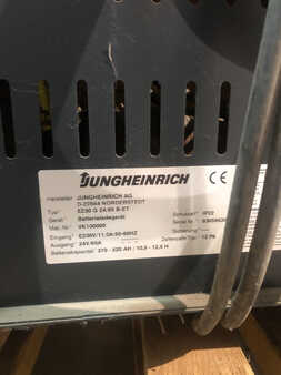 1-fazowa - Jungheinrich E230 G24/65 B-ET (2)