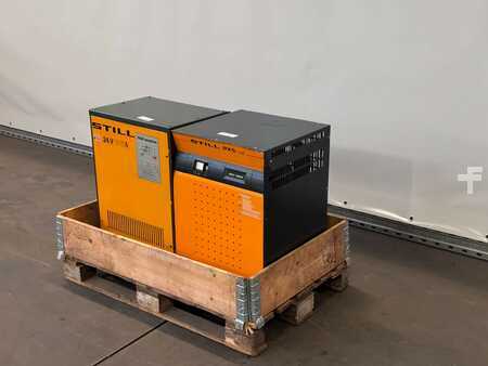 Einphasig - Still 1 x24V / 145A 1x 24V / 100A (3)