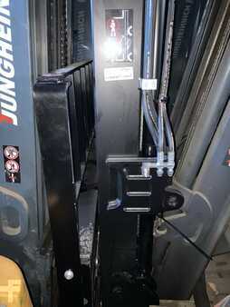 Triplex  Toyota 9FBMK25T (3)