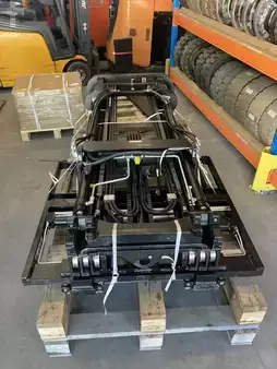 Triplex  Toyota 9FBMK25T (5)