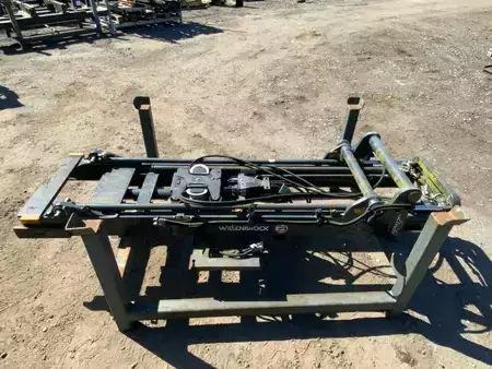 triplex  Linde Triplexmast 386 (1)