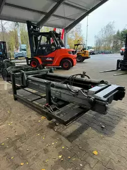 Triplex  Cascade Triplexmast 353 8t/600 (3)