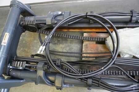 Standard  Linde Hubgerüst (4)