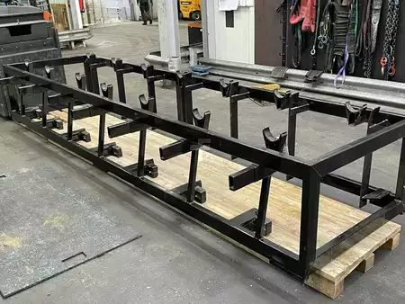 Standard  Lisman MAST BRACKET. (5)