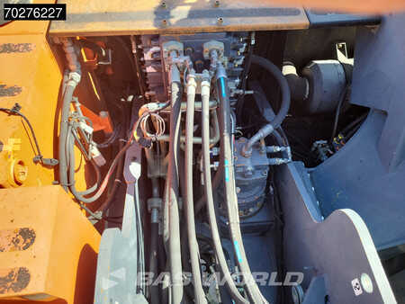 brak  Atlas 270 MH INCL GRAPPLE (15)