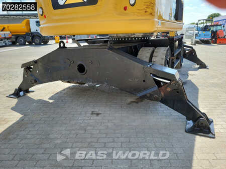 none  CAT Lift Trucks MH3022 (20)