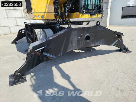 none  CAT Lift Trucks MH3022 (21)