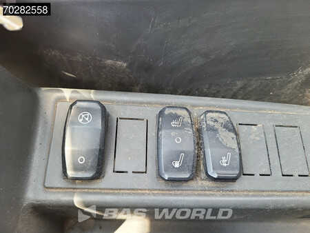 none  CAT Lift Trucks MH3022 (40)