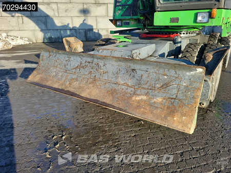 žádný  Sennebogen 821 (12)