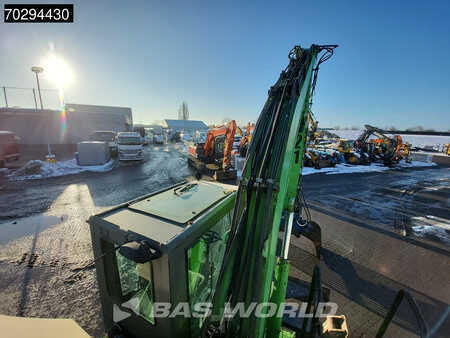 žádný  Sennebogen 821 (14)