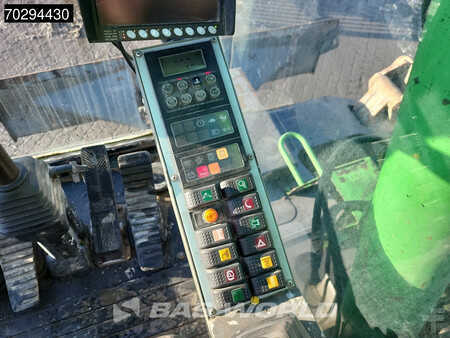 žádný  Sennebogen 821 (26)